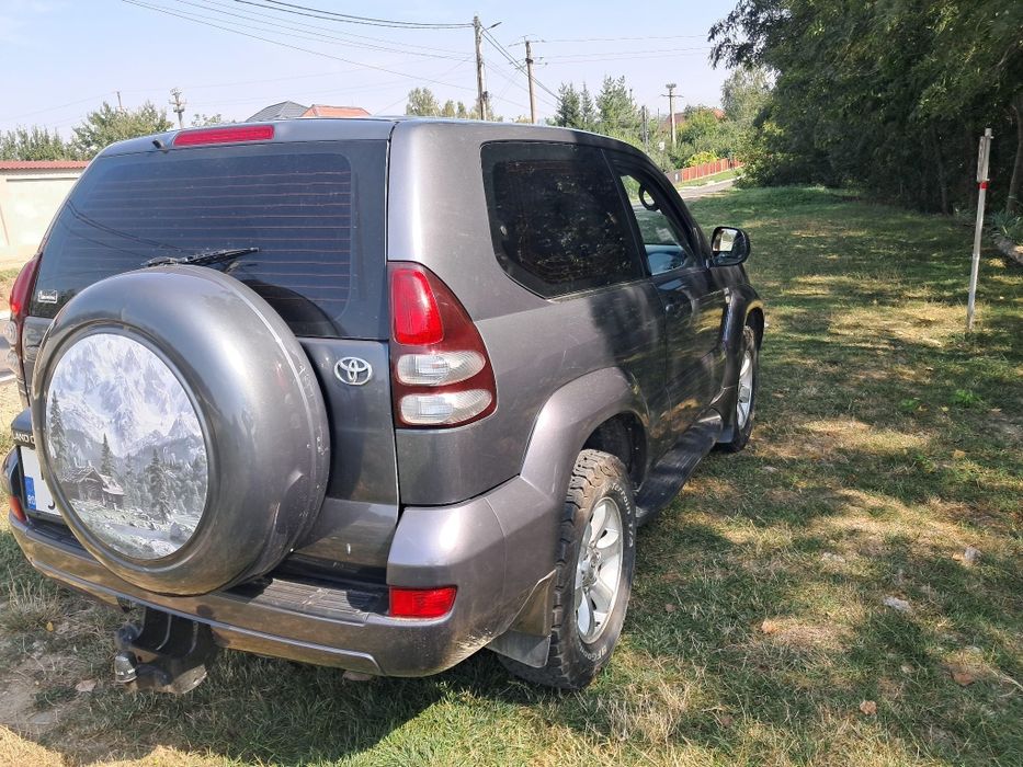 Toyota Land Cruiser j 120 autoutilitara