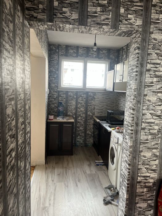 Продава се Тристаен апартамент в Перник, Байкушева махала - 101 кв.м за 1213 €/кв.м - Снимка #2