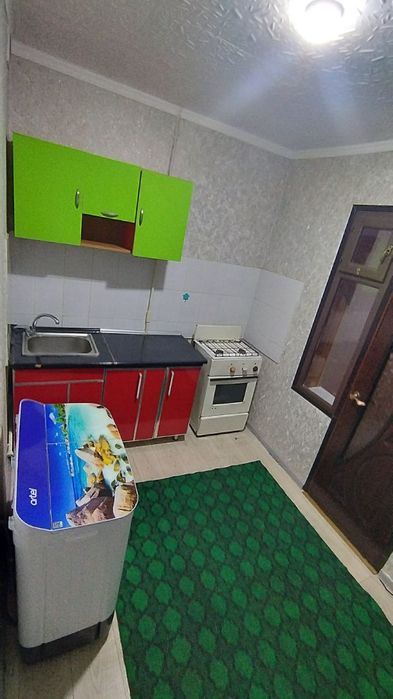 Сдаётся 1 ком кв 1 этаж со всеми удобствами 200$ без МАКЛЕРа