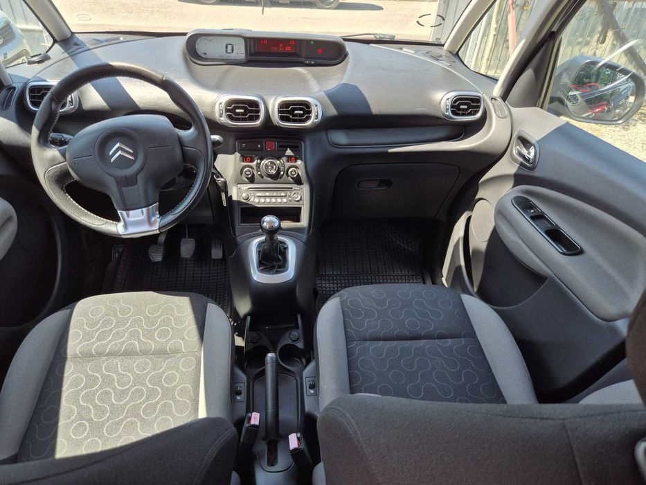 Citroen C3 Picasso 2011 1,6 diesel 90cp import recent