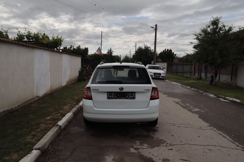 Skoda Fabian 1.2i 90кс 6ск