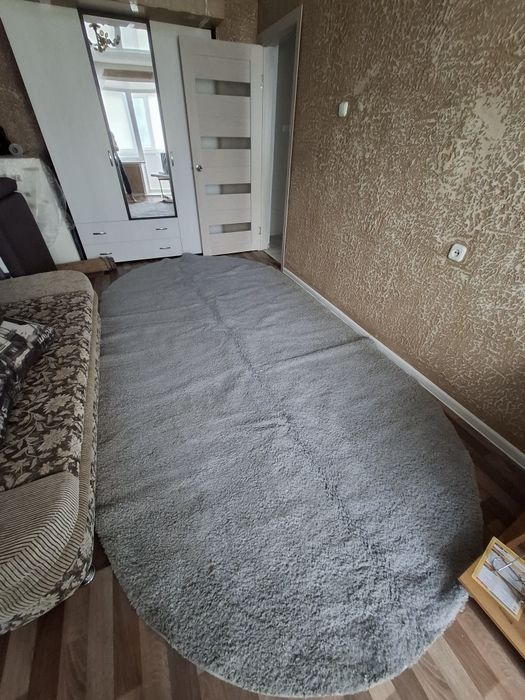 Продам ковер травка