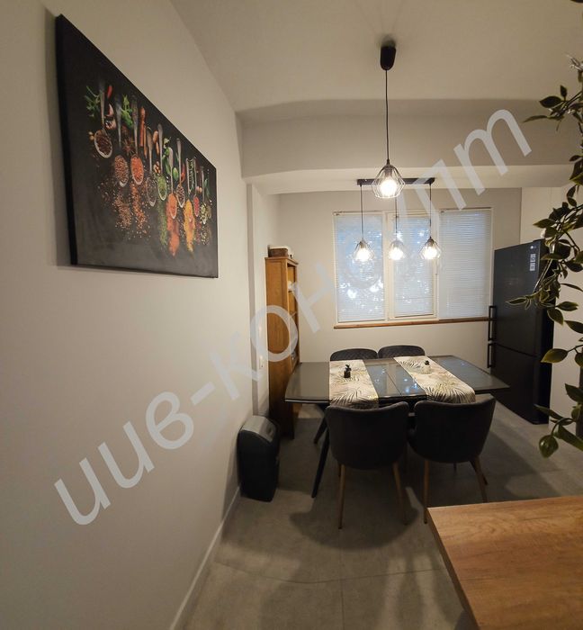 Продава се Тристаен апартамент в Велико Търново, Център - 70 кв.м за 1558 €/кв.м - Снимка #3