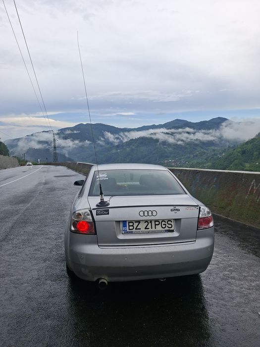 AUDI A4 0 — imagine 2