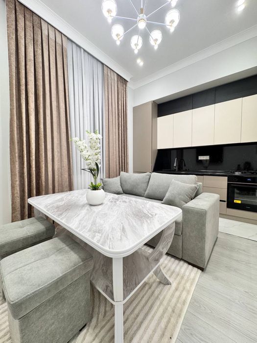 3/7/8 Паркентский новостройка новый евроремонт мебель техника