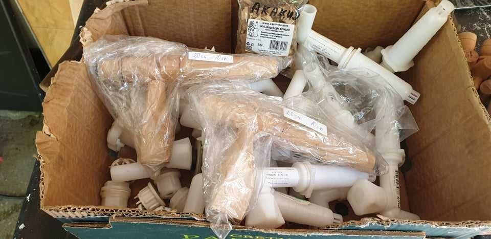 Канелки за буре  бидон дървени железни  месингови и пластмасови тапи