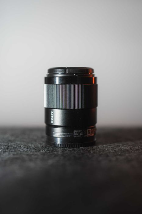 Sony FE 35mm f/1.8