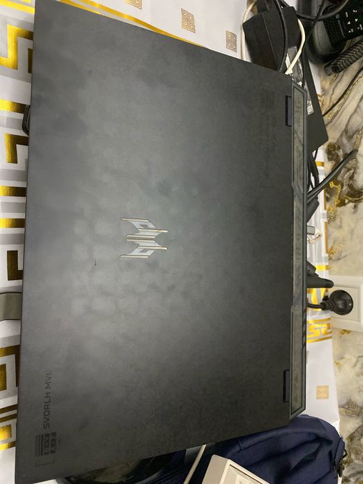 Asus Predator neo hellios 16