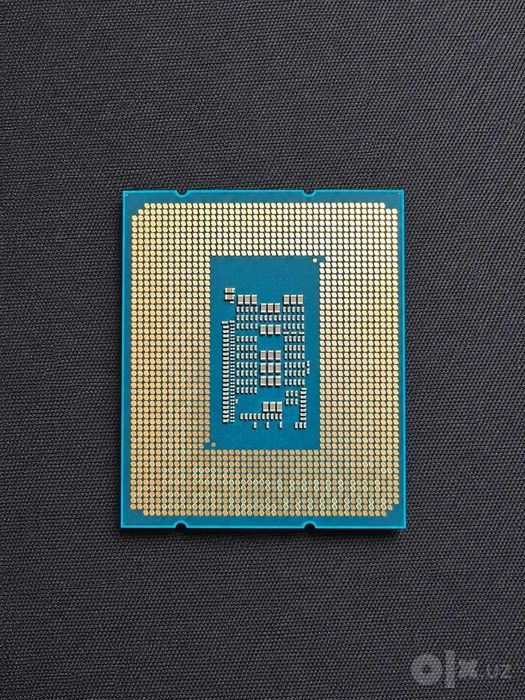 процессор intel  i3 -12100F