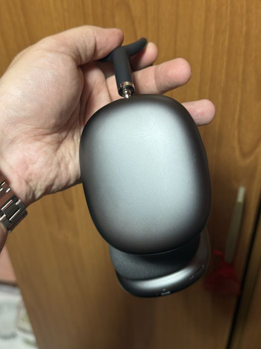 Apple AirPods Max