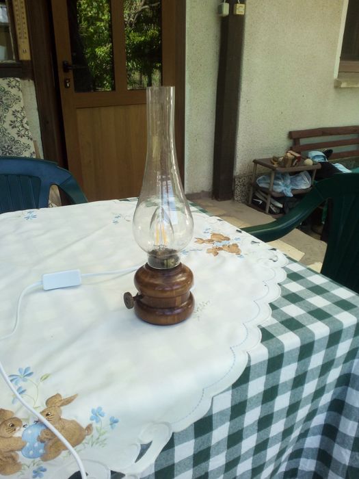 Нощна лампа от дърво -газена лампа