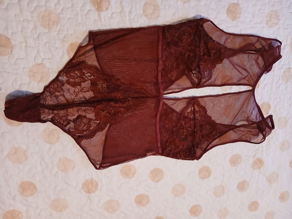 Vând Baby mărimea M