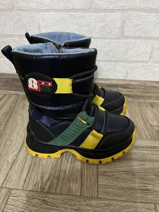 Ботинки для девочки 35 р,сапожки для мальчика 28  р