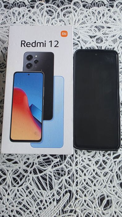 Телефон Redmi 12