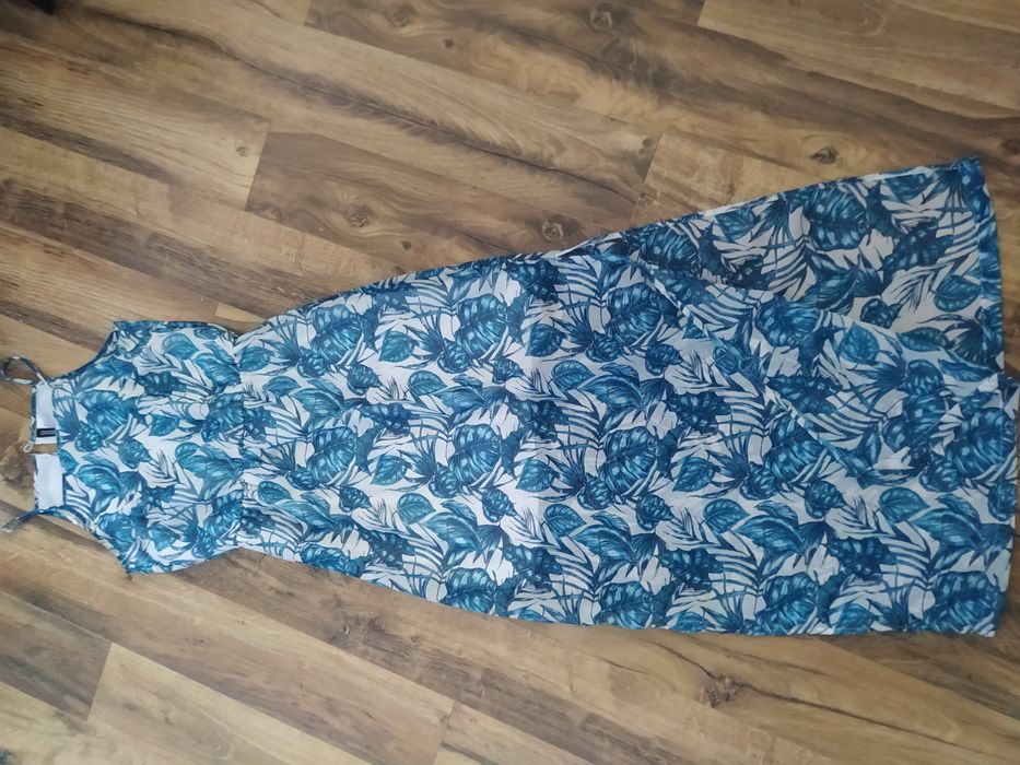 Няколко красиви рокли