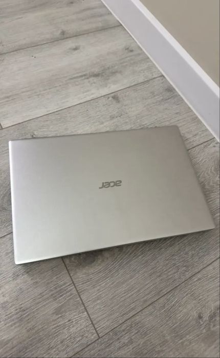 Ноутбук Acer 90.000 Срочно ‼️