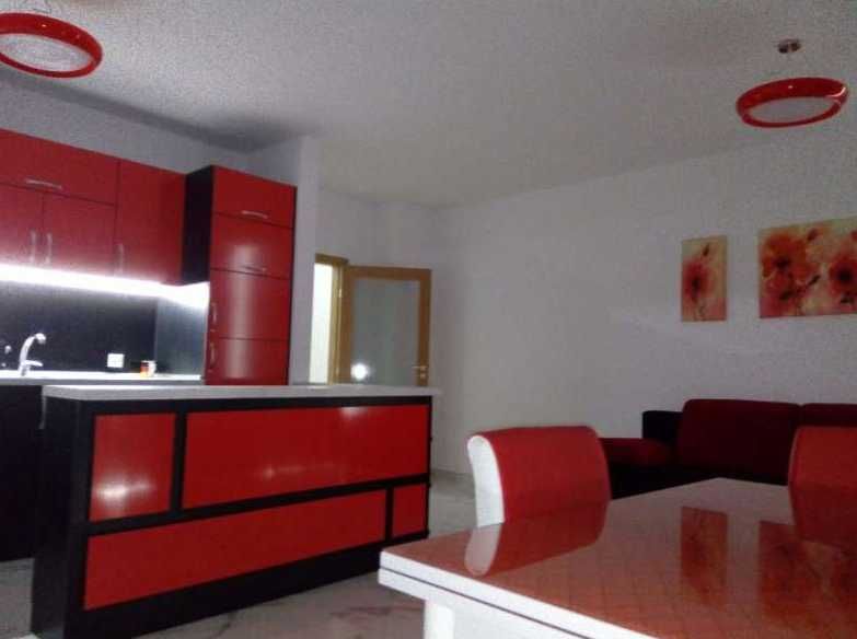 Дава се под наем Двустаен апартамент в Пловдив, Кършияка - 63 кв.м за 300 € - Снимка #2