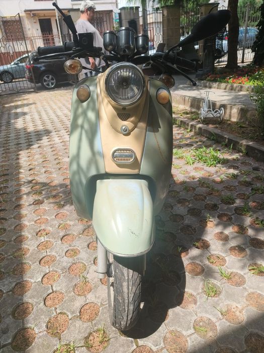 Scuter jack fox  50 cm3 ( replica vespa)