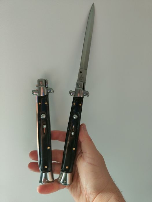Stileto 34cm negru, maro , alb , albastru la alegere, briceag italian AKG
