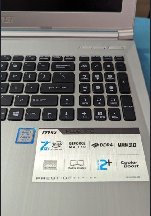 Laptop gaming cu racire activa MSI PL62 7RC