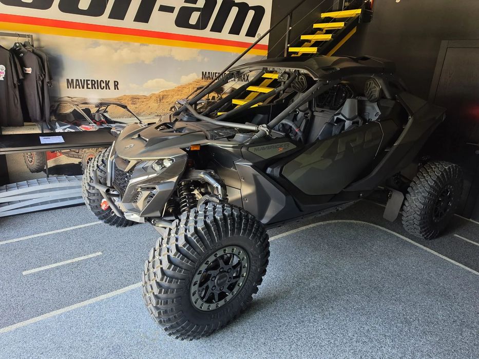 Can-Am Can-Am Maverick R X RC 999T DCT Smart-Shocks 2026