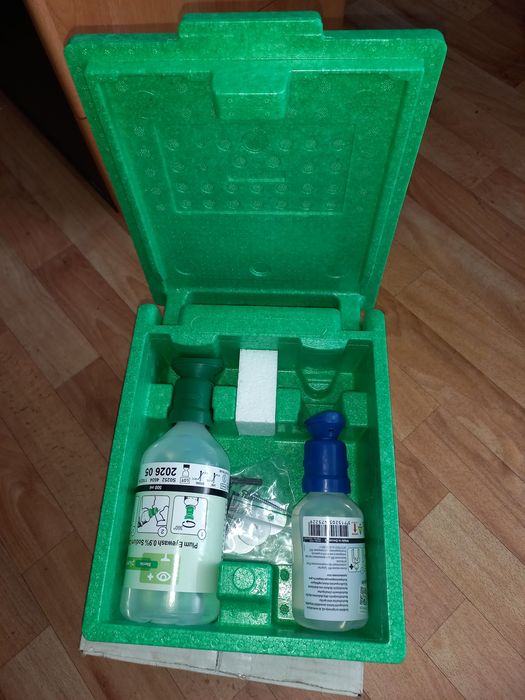 Продам Станцию для мойки глаз