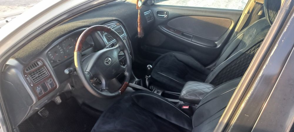 Продам Tayota Avensis