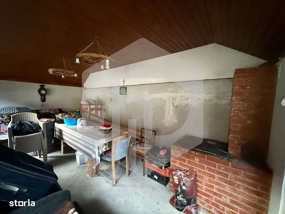 Casa individuala } Orlat | 250 mp Teren | Terasa inchisa