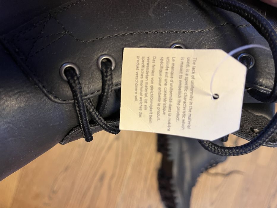 Женски обувки Levis 39 номер