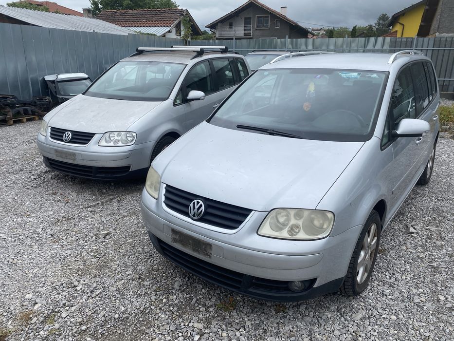 VW Touran на Части 2 броя, 1.6fsi, 2.0tdi DSG