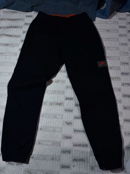 Оригинальные штаны Nike, повседневыные , хорошие состояние