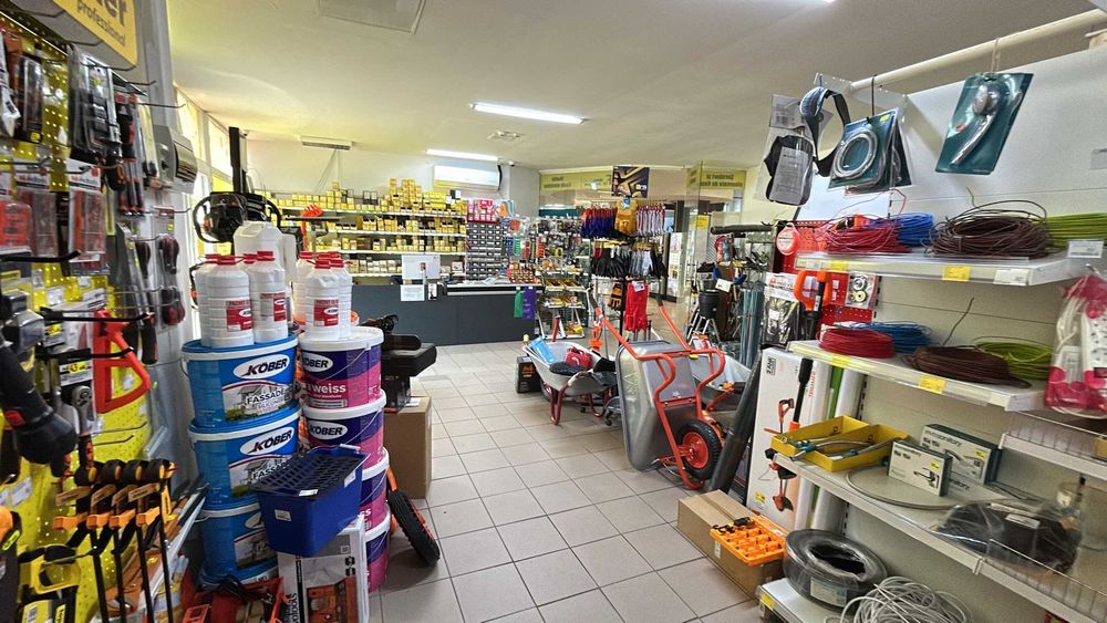 Afacere la cheie – Magazin bricolaj complet echipat + stoc 25.000 €