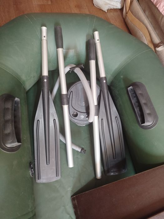 Срочно продам Лодку