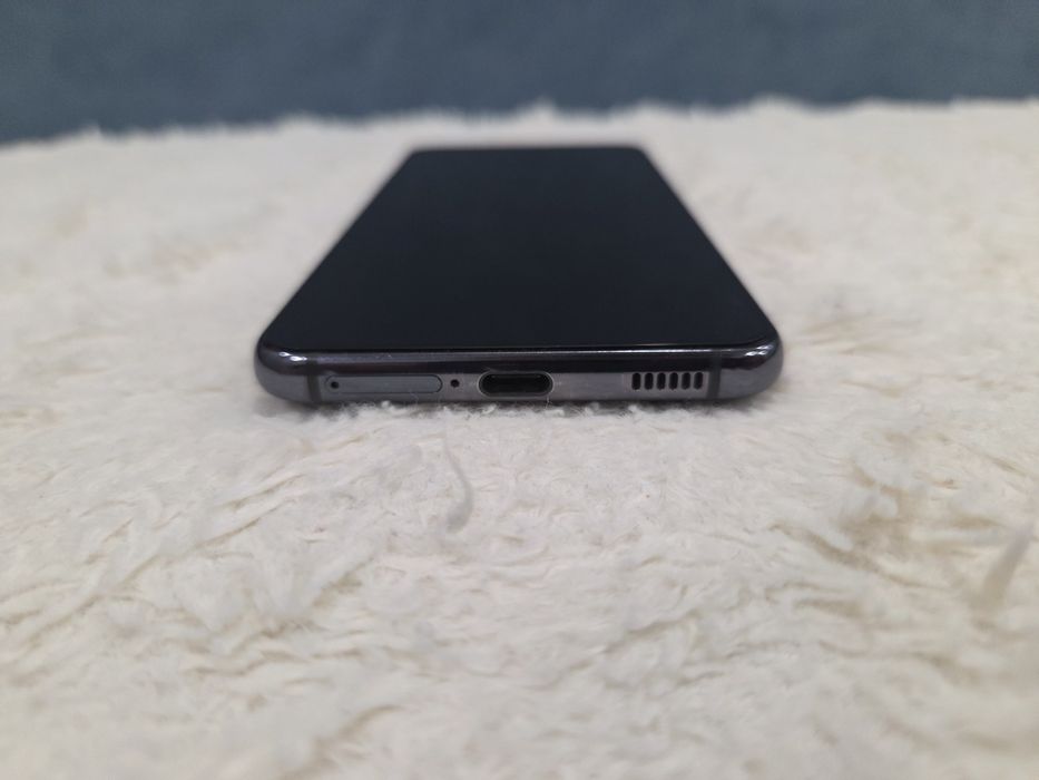 Продам Samsung Galaxy S21