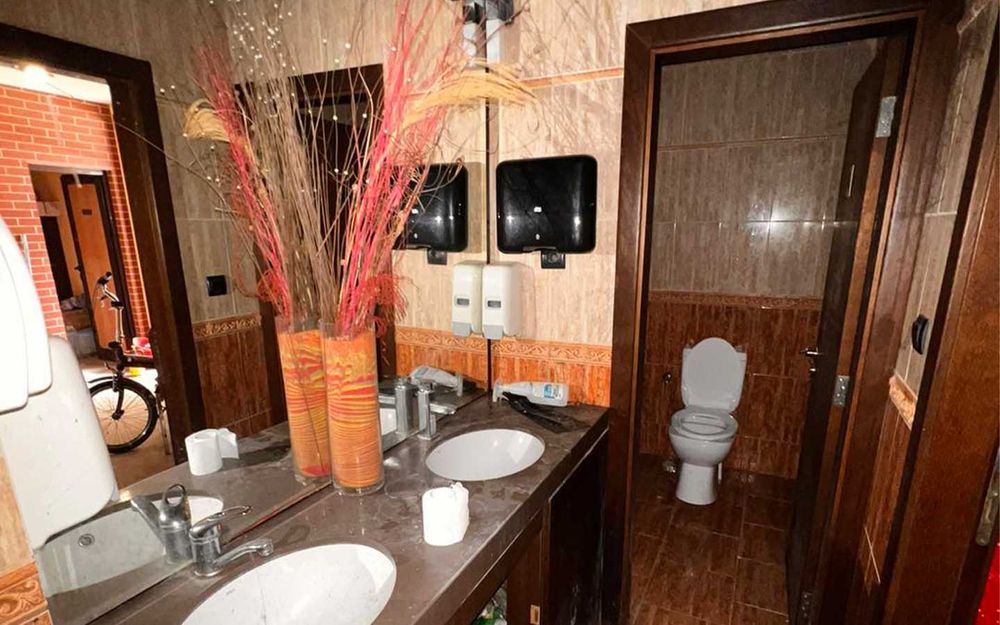 Продава се Заведение в Търговище, Център - 163 кв.м за 751 €/кв.м - Снимка #8