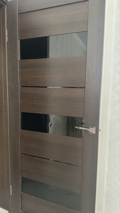 Продам двери межкомнатные