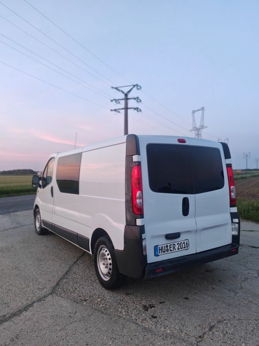 Opel vivaro 2.0, 2014