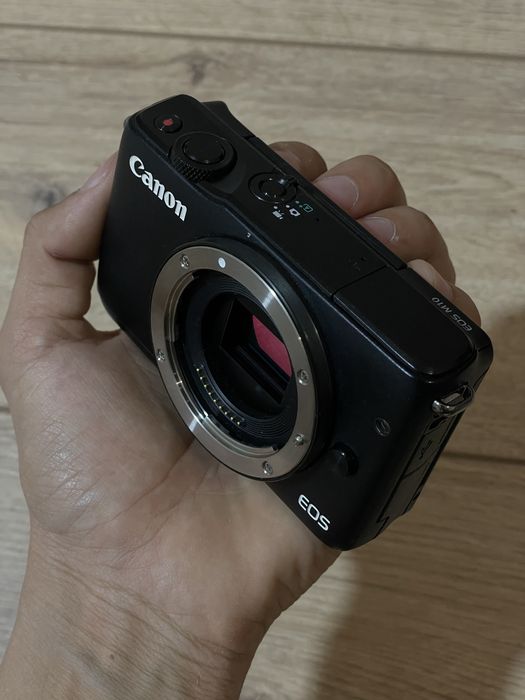 фотоаппарат Canon eos m10