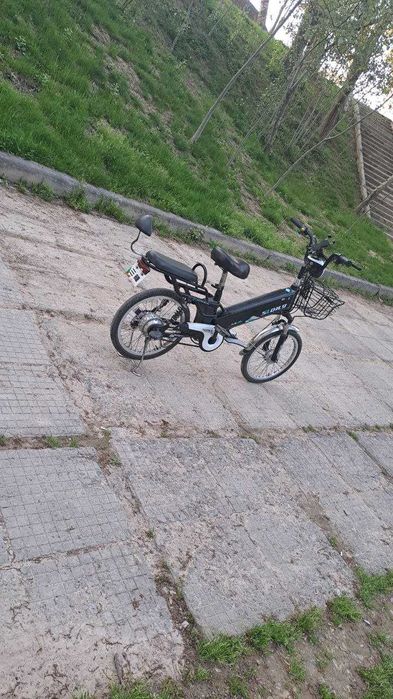 Velo-skuter sotiladi Srochna sotiladi