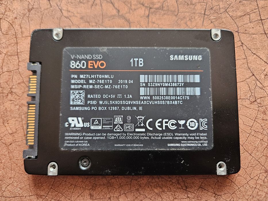 ssd samsung 860 evo second hand si noi de vanzare • Anunturi • OLX.ro
