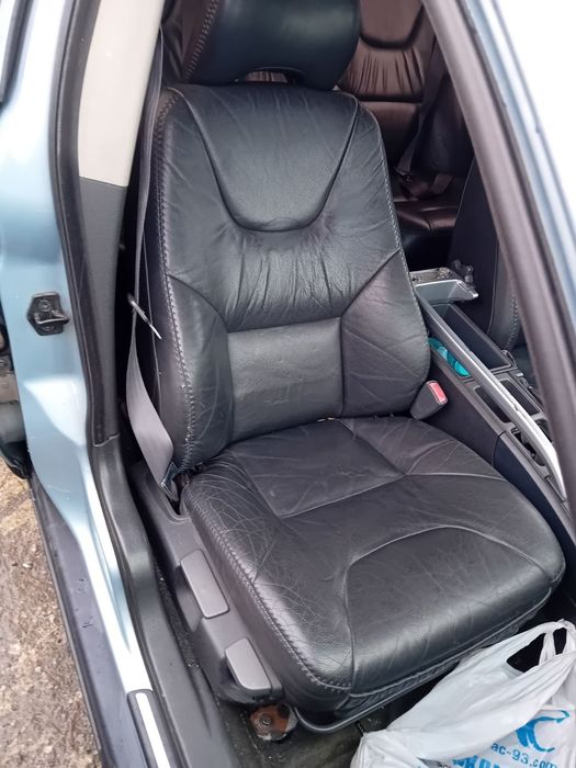 Volvo V 70 XC AWD 2.4 турбо бензин - газ 4×4 2003 година