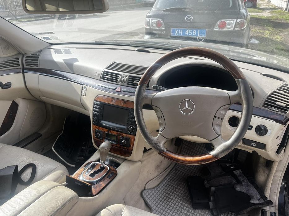 На части Mersedes S класа W220  320CDI  2004г