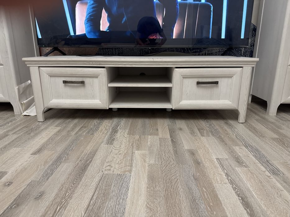 Продам гостинную