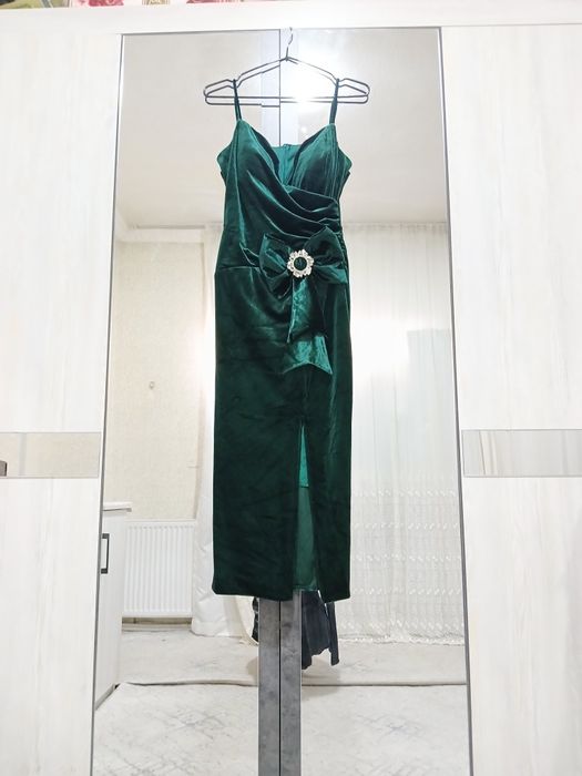 Вечерние платье .