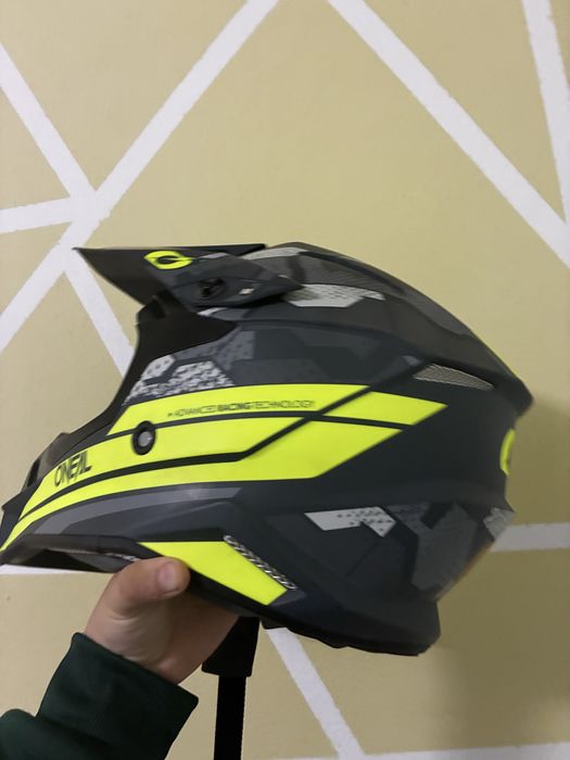 Кросова каска o neal