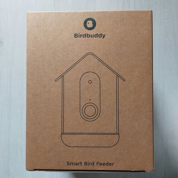 Смарт хранилка за птици Bird Buddy – AI Камера, HD Видео, Автоматично разпознаване (Нова)