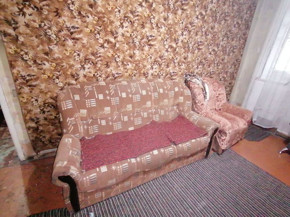 Срочно продаётся Чиланзар 11 квартал 3/3/4. Балкон 1,5*3