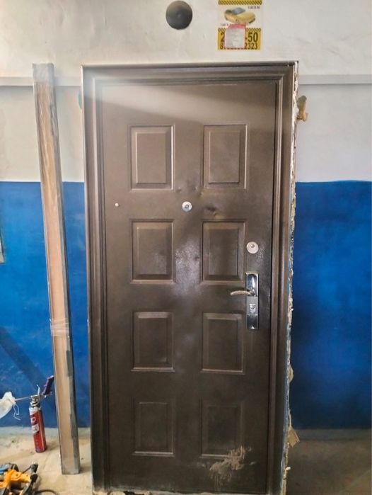 Продается дверь за 15.000