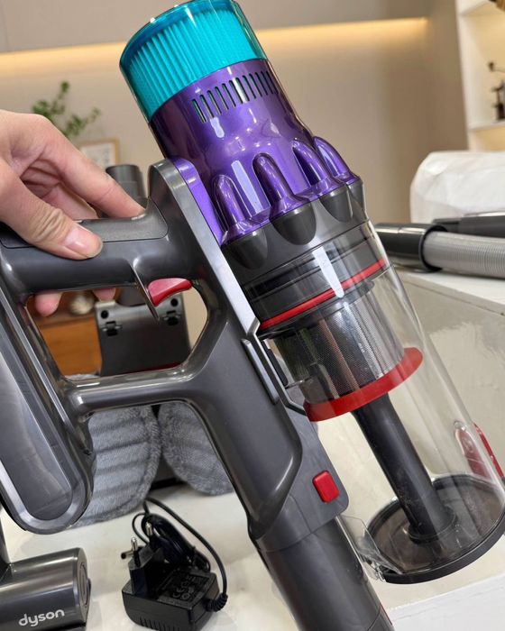 Пылесос Дайсон для уборки