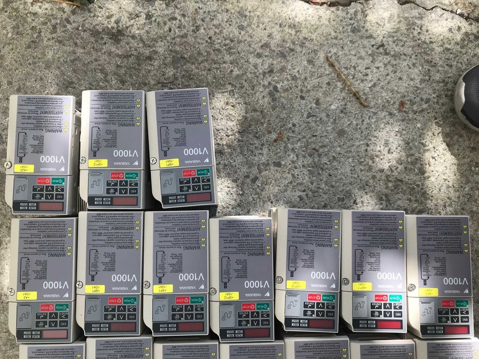 Честотен регуЧестотен регулатор (инвертор)OMRON- YASKAWA 0,75КW 220V